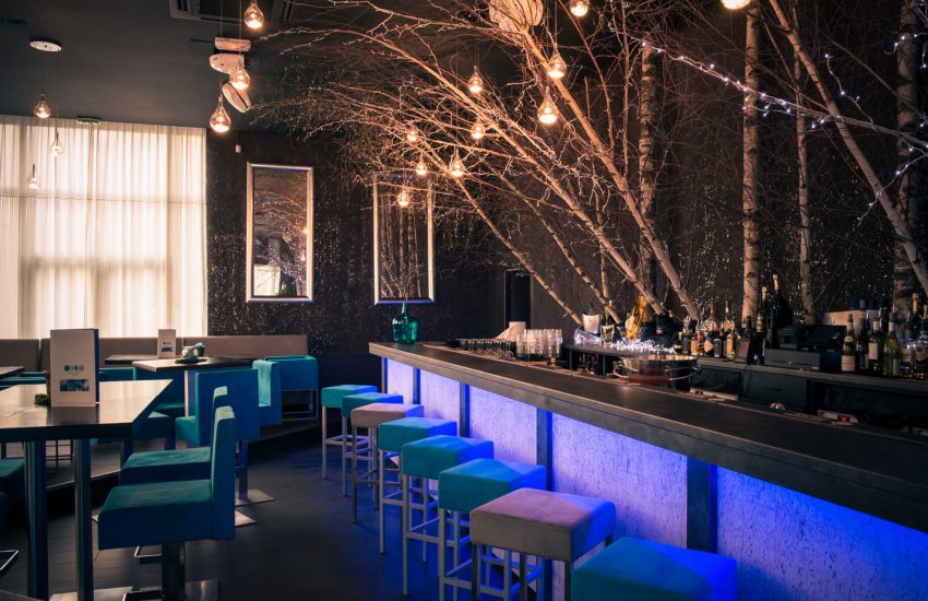 Décoration Restaurant Bar Annecy Le Moon