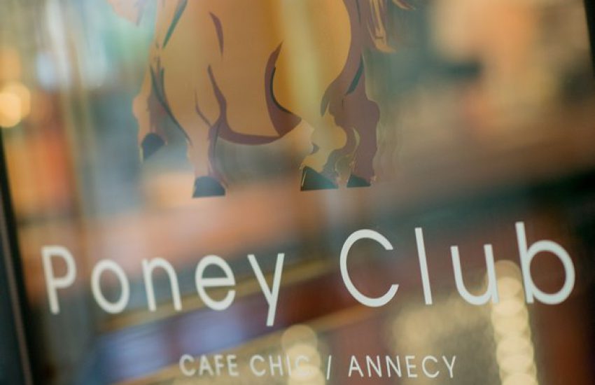 Pub Poney Club Annecy