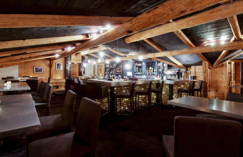 Amenagement Bar Pub La Clusaz