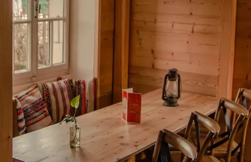 Mazot Cosmique Bar à Annecy