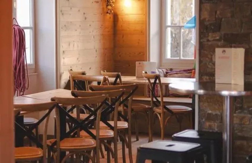 Mazot Cosmique Bar à Annecy