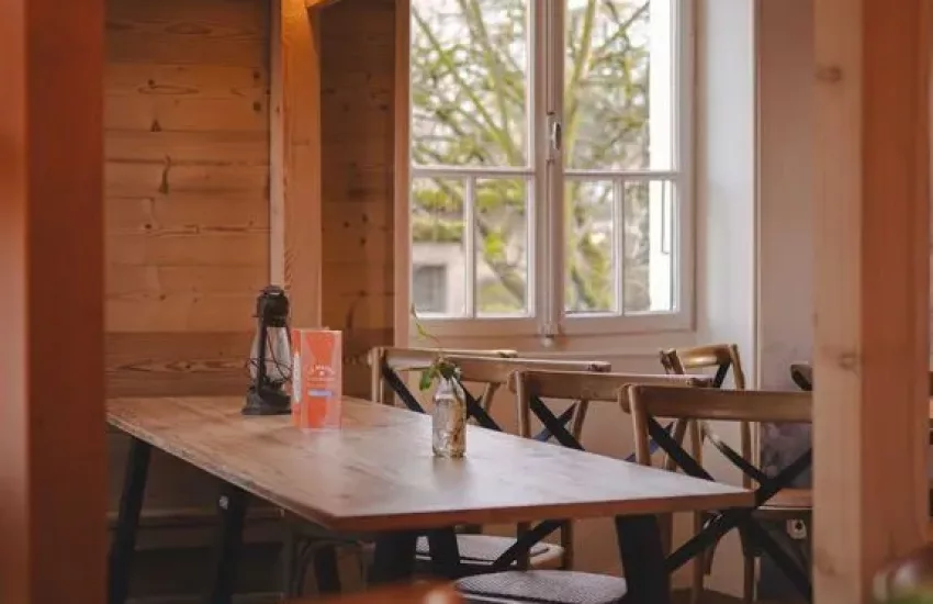 Mazot Cosmique Bar à Annecy